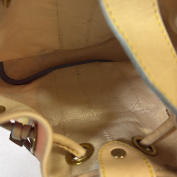 Dooney & Bourke Pink Miami Drawstring Bucket Sling Bag Backpack Y2K Vintage - Picture 9 of 10